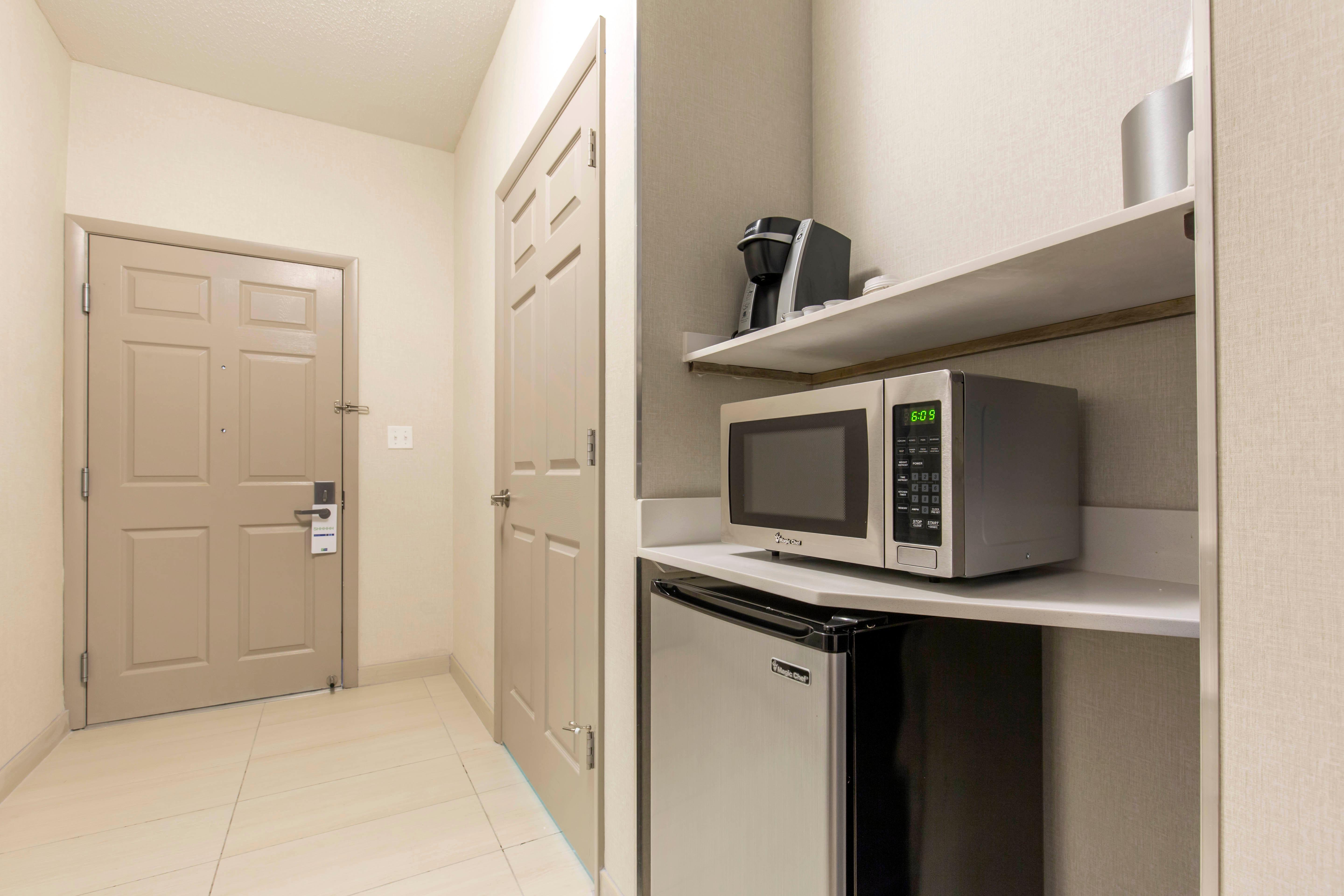 Holiday Inn Express And Suites Chicago West - St Charles By Ihg Saint Charles Bagian luar foto