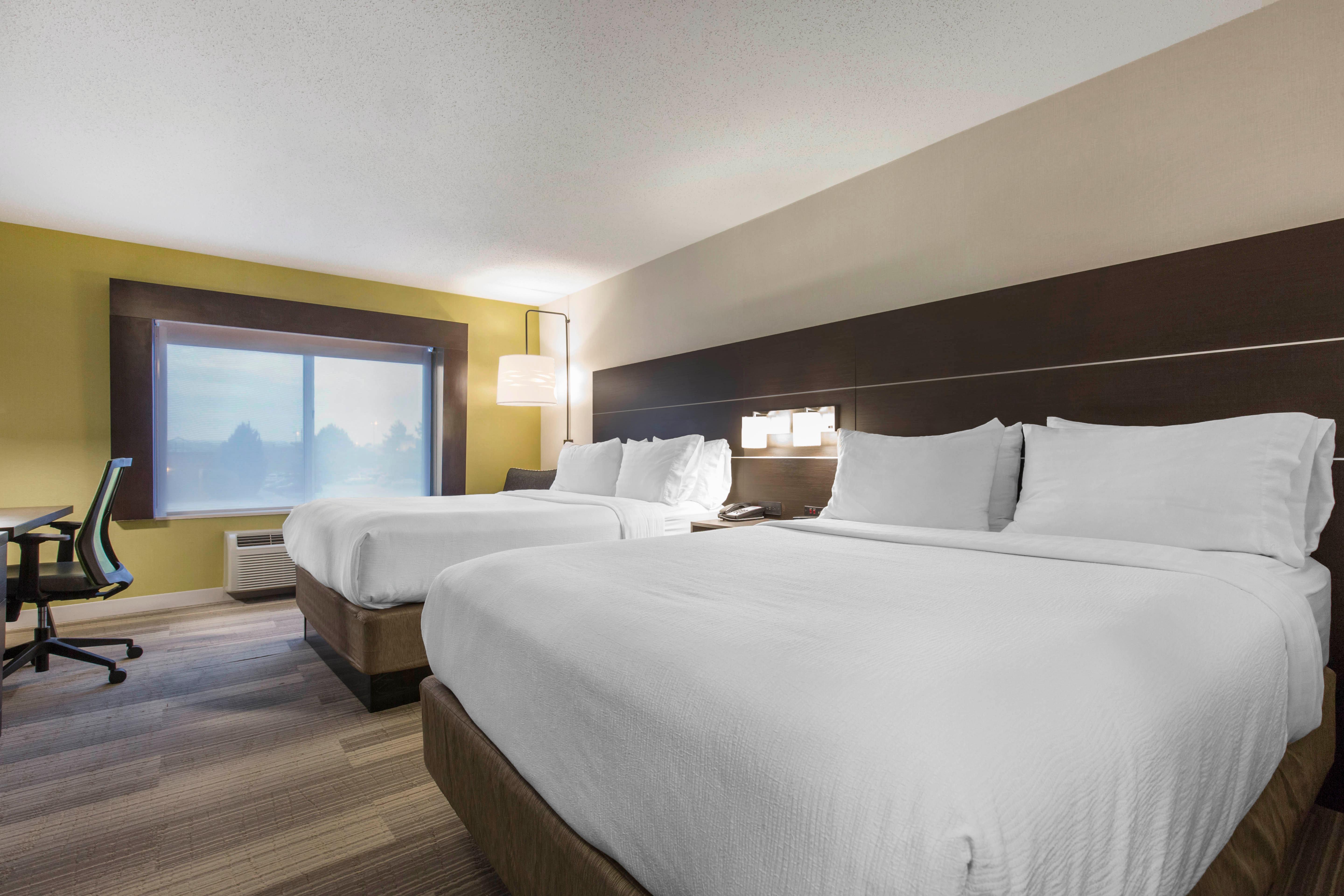 Holiday Inn Express And Suites Chicago West - St Charles By Ihg Saint Charles Bagian luar foto