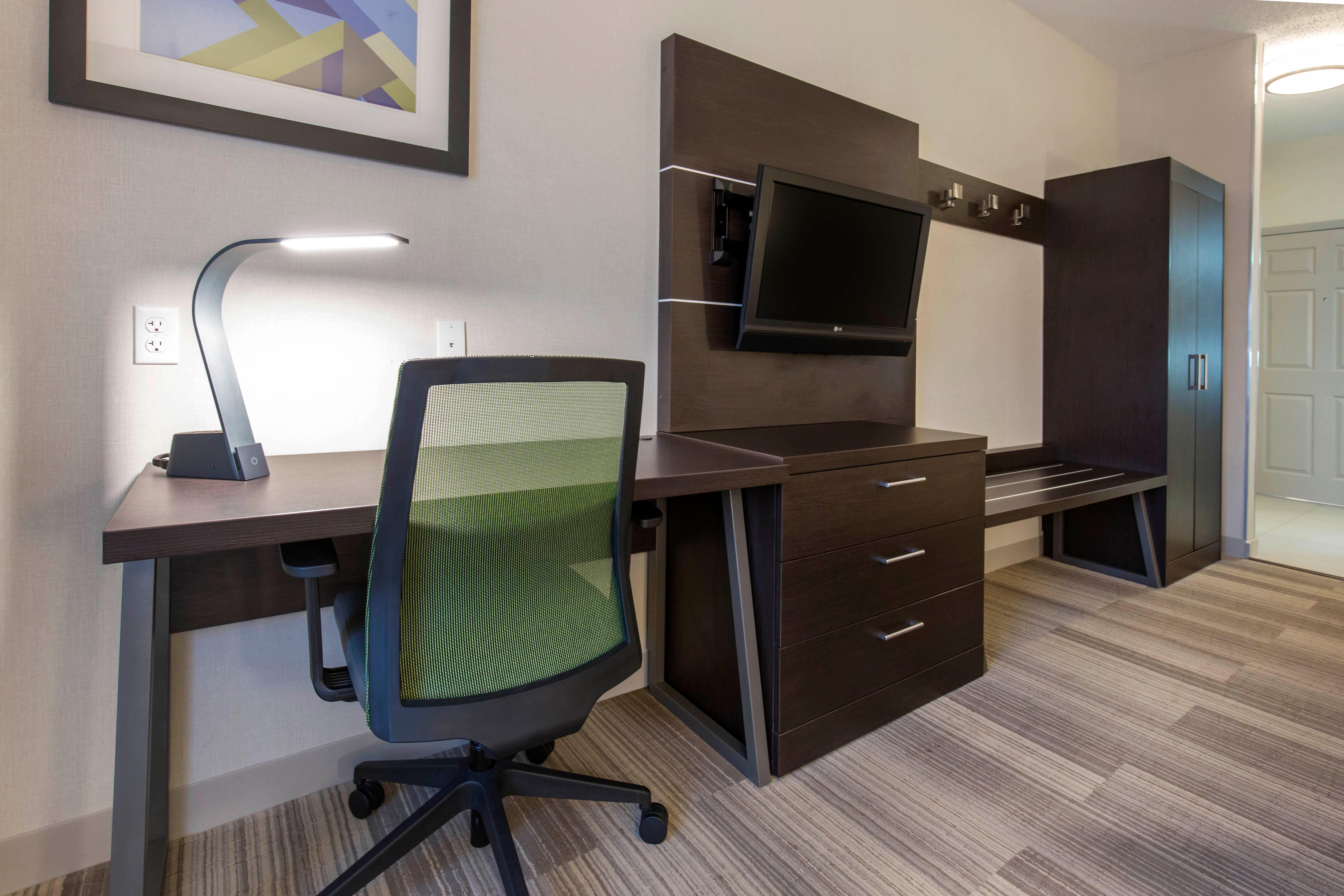 Holiday Inn Express And Suites Chicago West - St Charles By Ihg Saint Charles Bagian luar foto