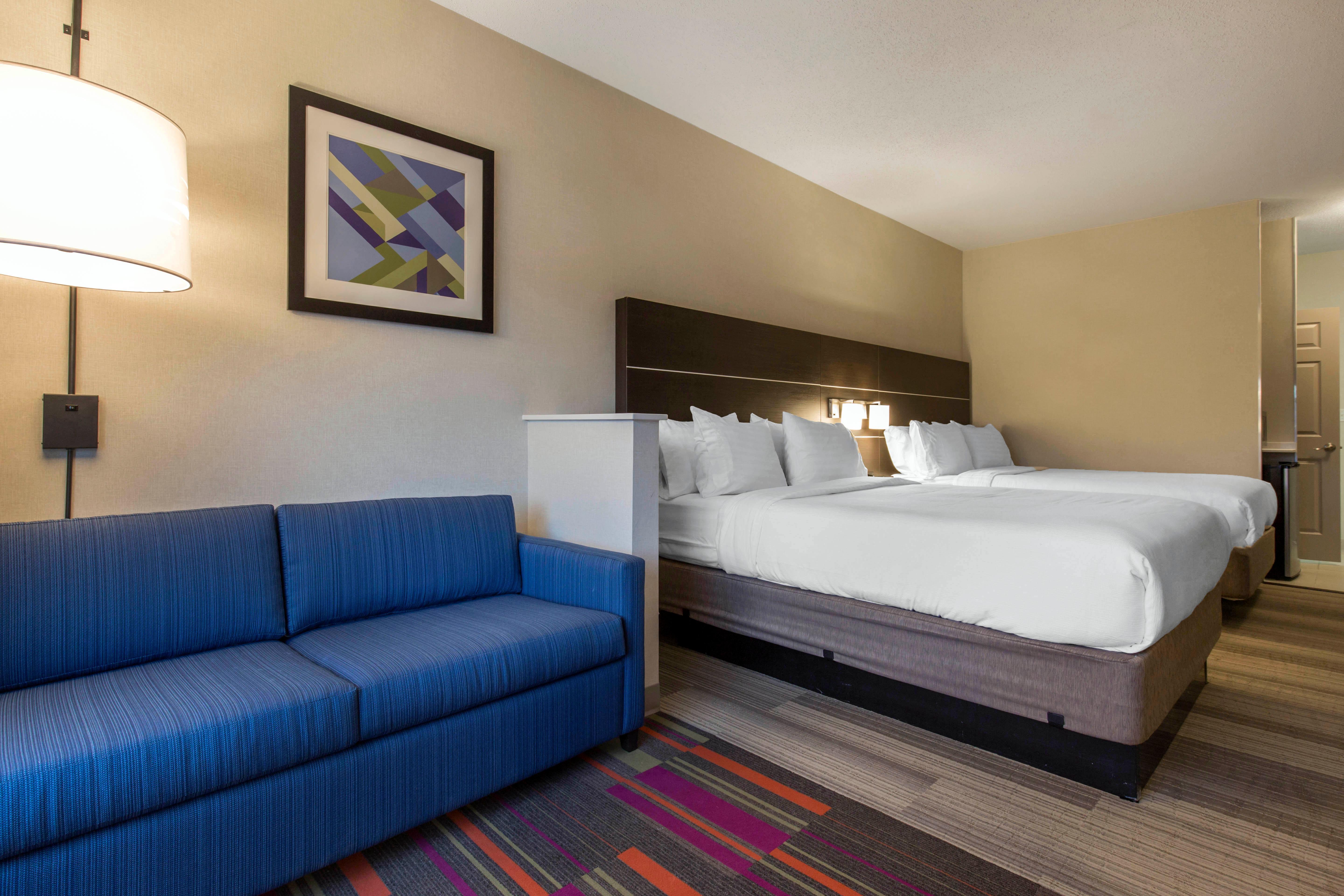 Holiday Inn Express And Suites Chicago West - St Charles By Ihg Saint Charles Bagian luar foto