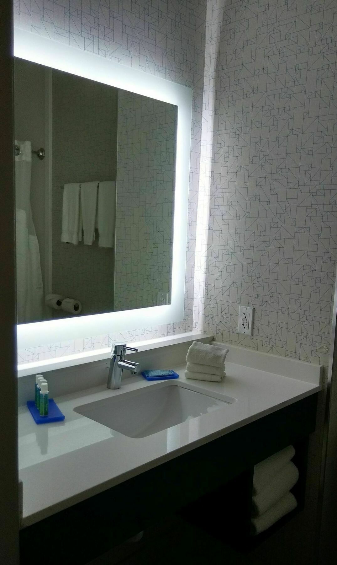Holiday Inn Express And Suites Chicago West - St Charles By Ihg Saint Charles Bagian luar foto